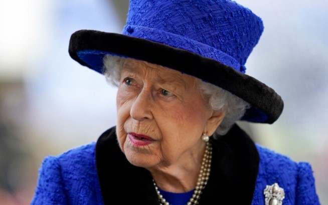 Британската кралица Елизабет Втора отмени традиционния предколеден обяд със семейството